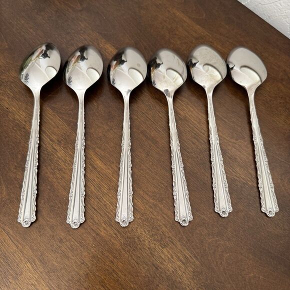 6 Oneida Cherie Oval Soup Serving Spoons Deluxe Stainless Flatware Glossy USA 8” - Picture 3 of 8